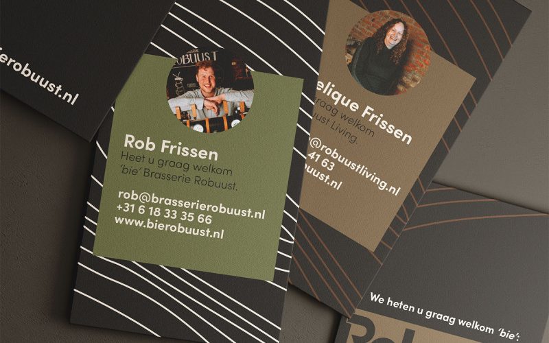 32 Business Card Mockup